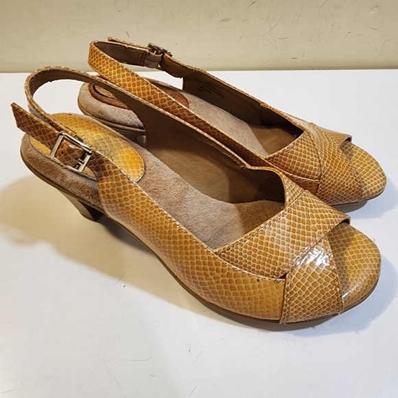 Softspots Yellow Leather Upper Slingback low heels open toe shoes  8.5W - Picture 5 of 14